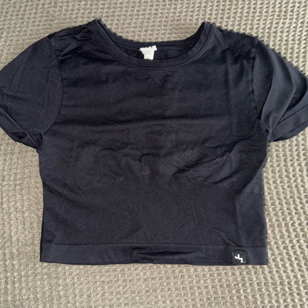 Black Short Sleeve Athletic Top